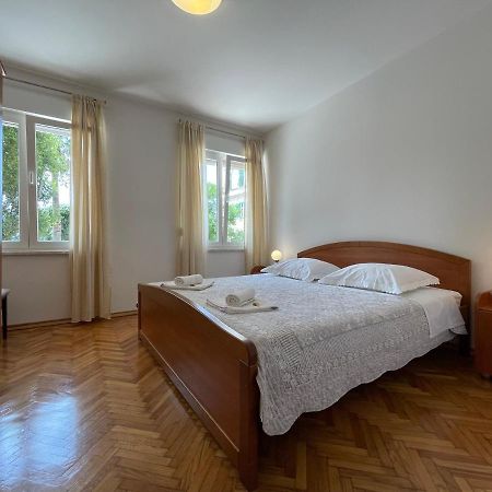 Old Town Seafront Zadar Apartment ภายนอก รูปภาพ