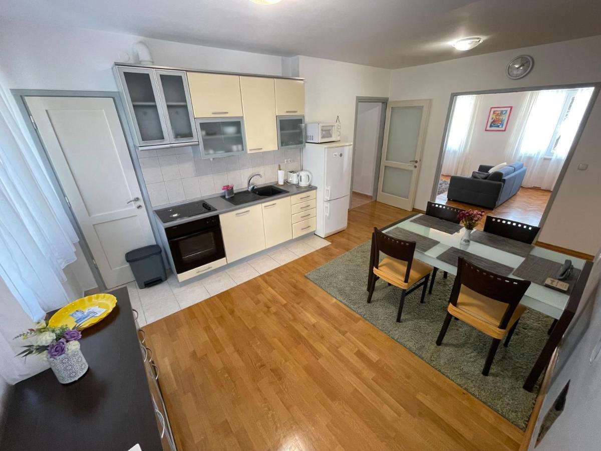 Old Town Seafront Zadar Apartment ภายนอก รูปภาพ