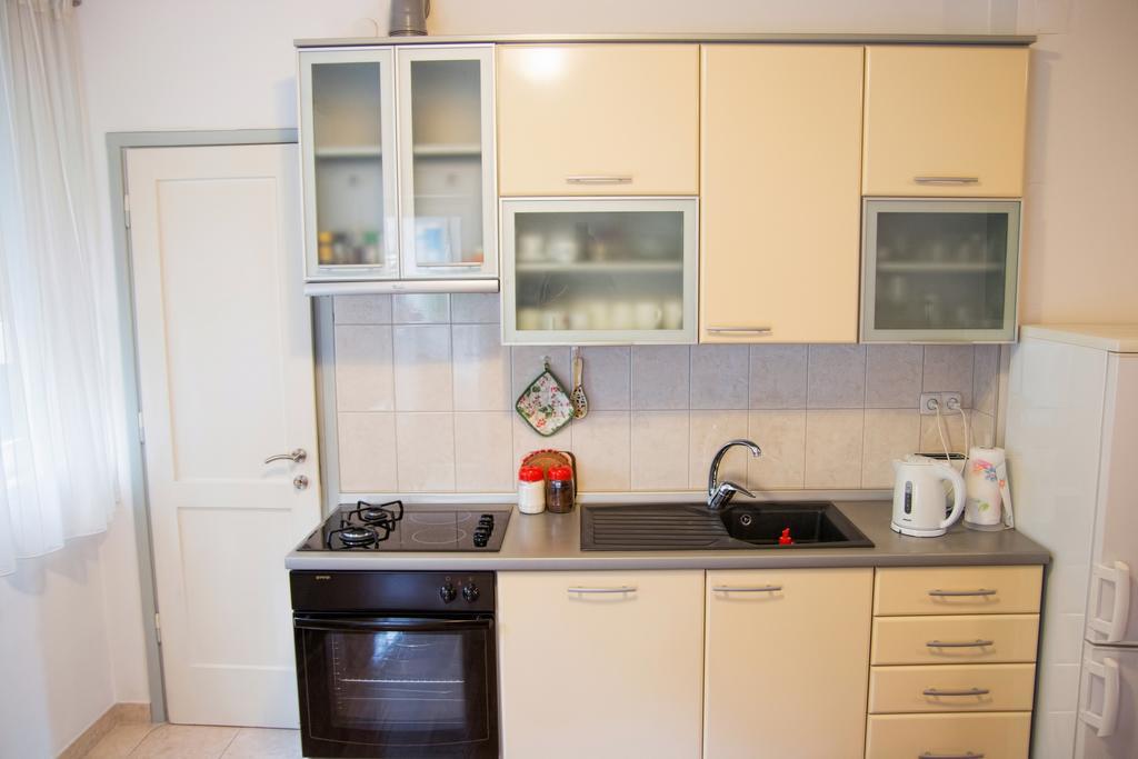 Old Town Seafront Zadar Apartment ภายนอก รูปภาพ
